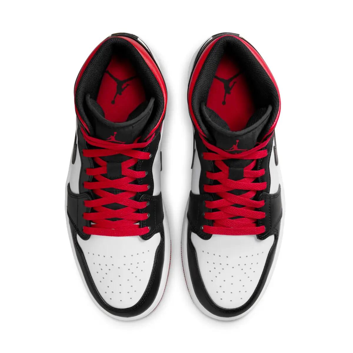 Chaussures  1 Mid Black Toe Medium Red Collar 3/6