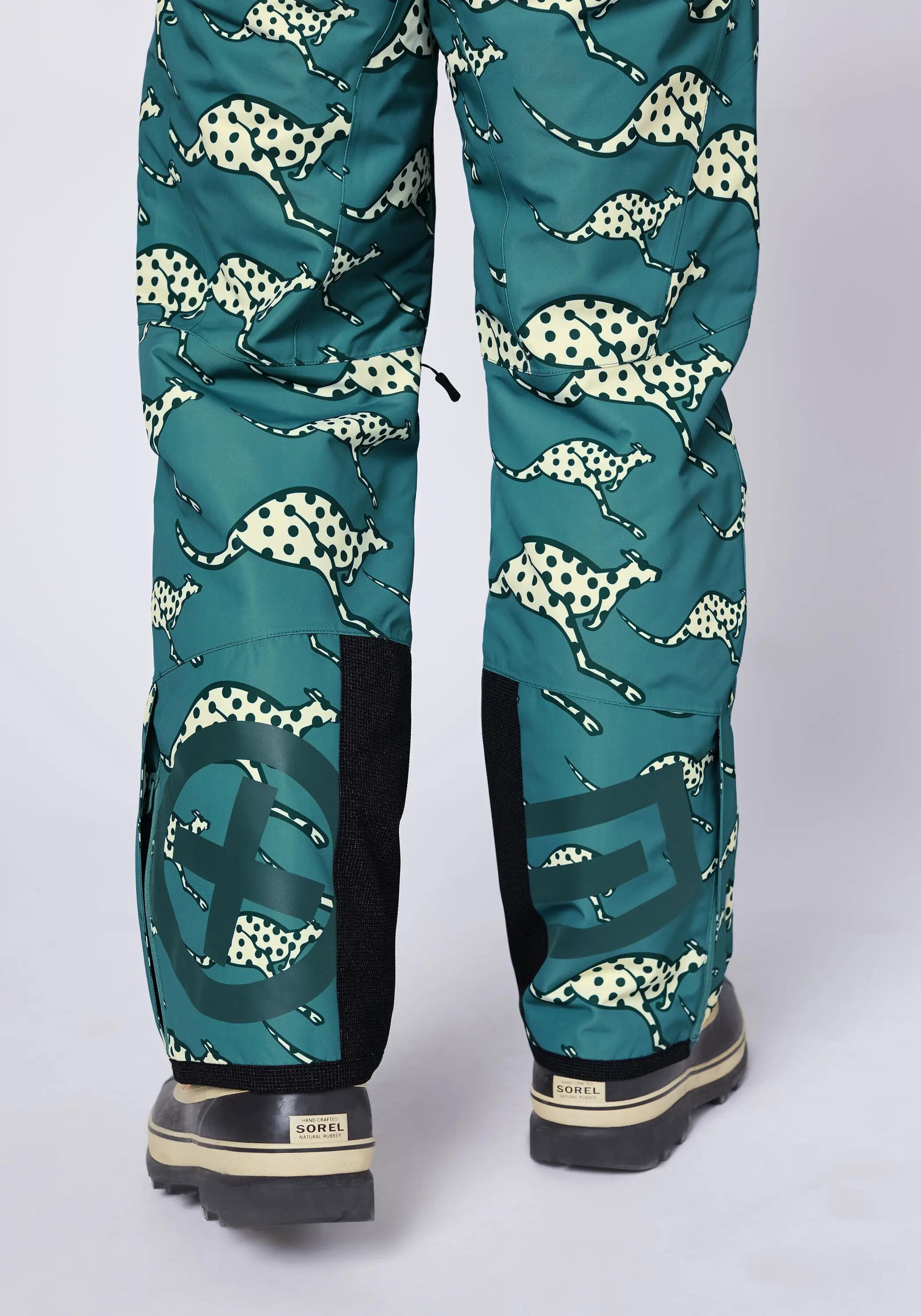 Skihose mit Känguru Allover Print 7/7