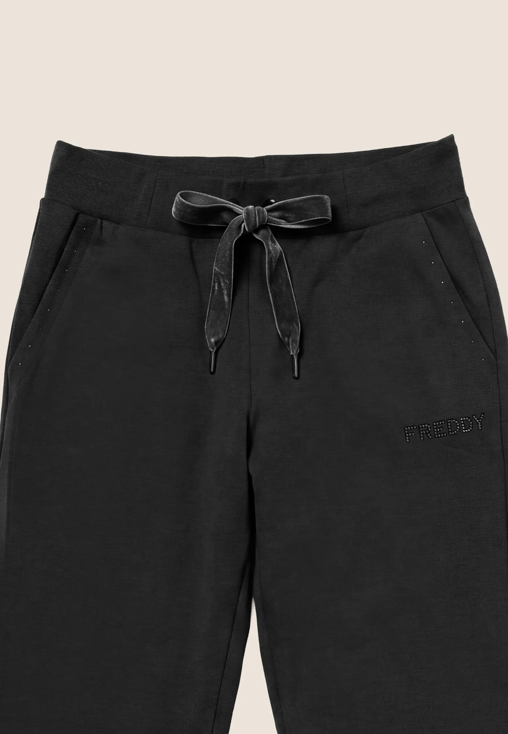 Pantaloni Sportivi da Donna, Borchie su Tasche e Logo 3/3
