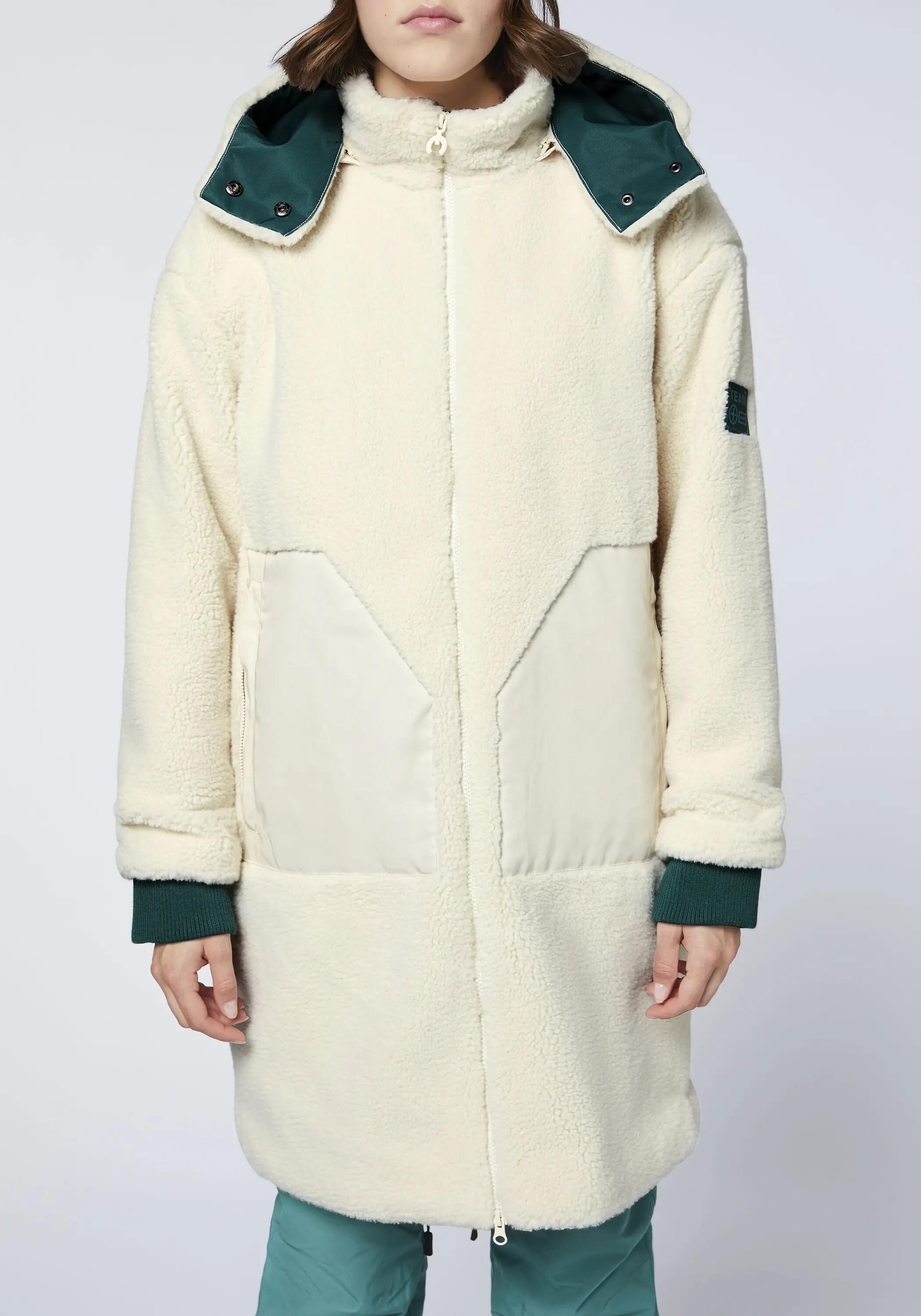 Mantel aus weichem Sherpa 8/8