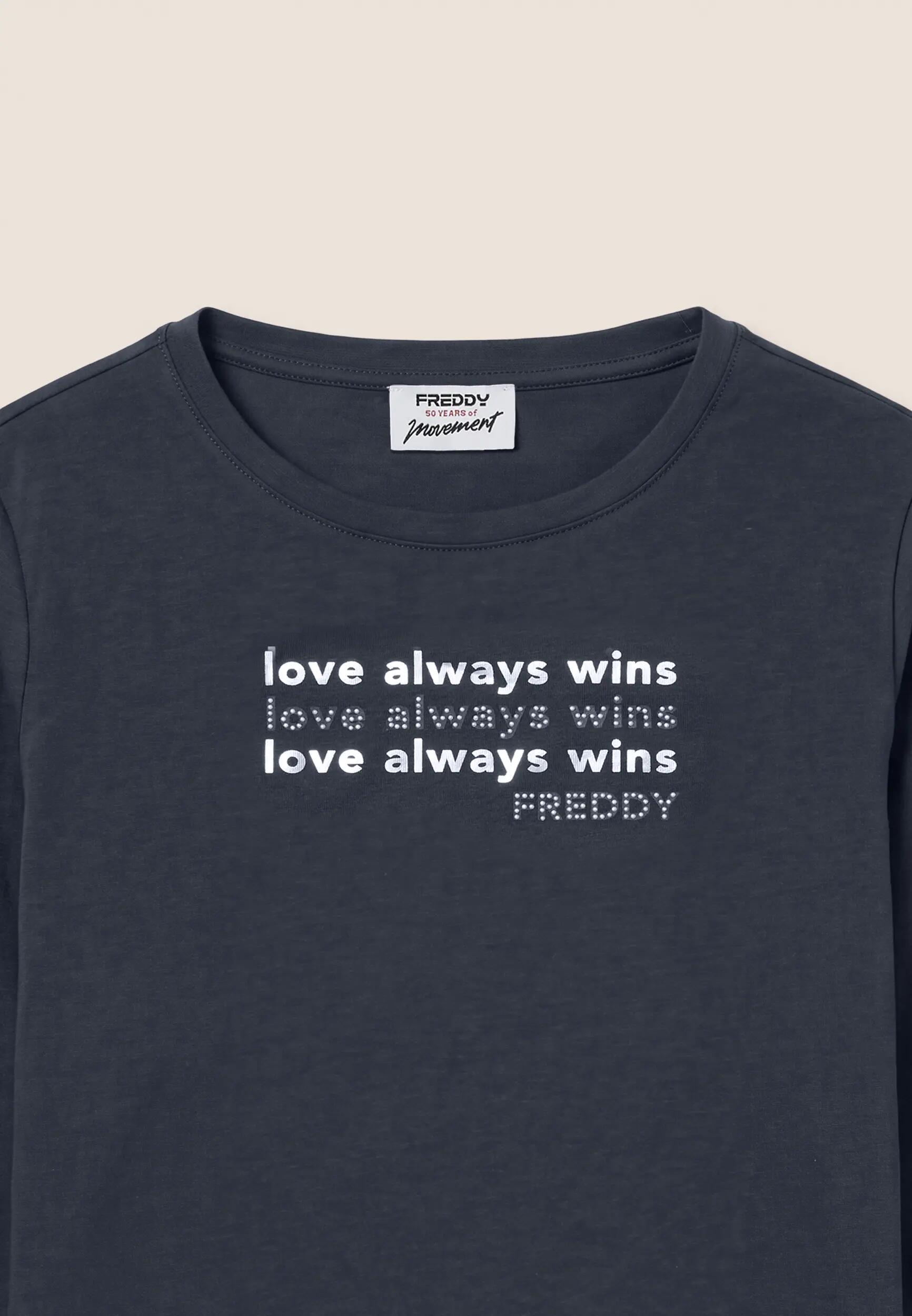 Camiseta de manga larga «Love Always Wins» con cuentas 3/3