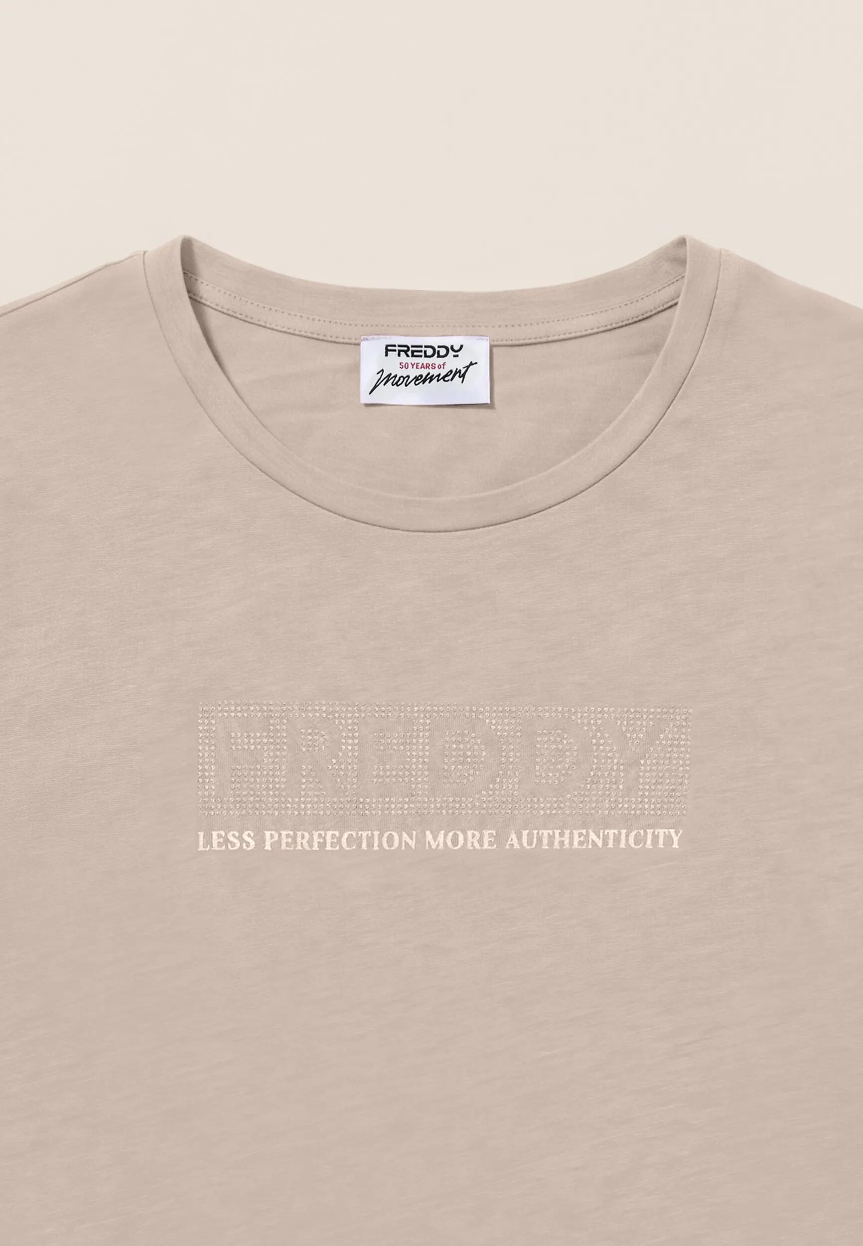 T-shirt coupe classique pour femmes avec logo orné de clous 3/3