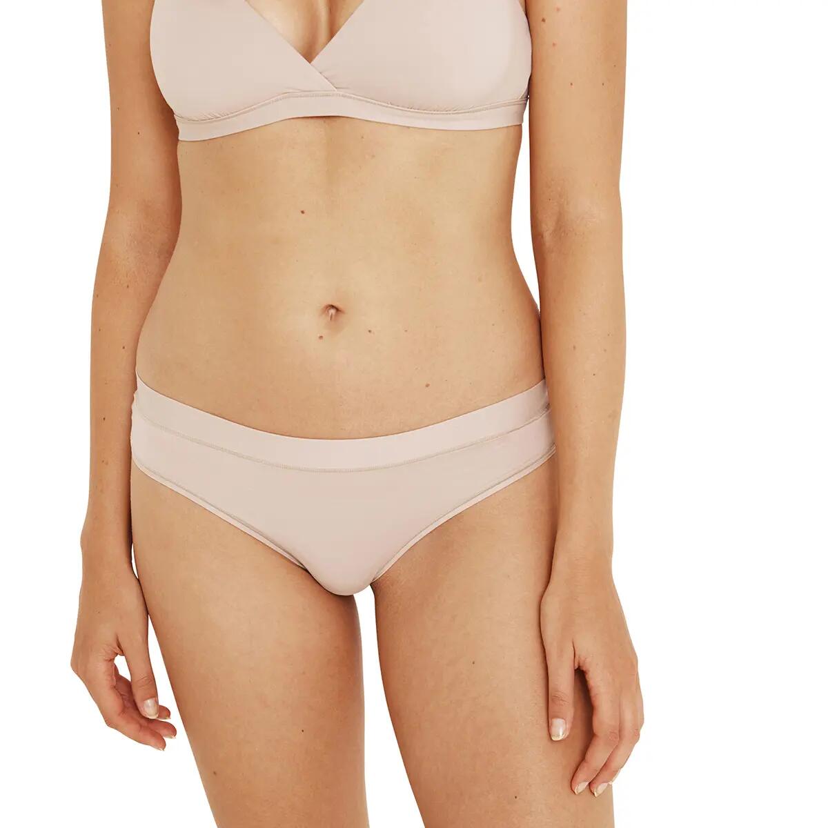 String femme Easy Seconde Peau 2/4