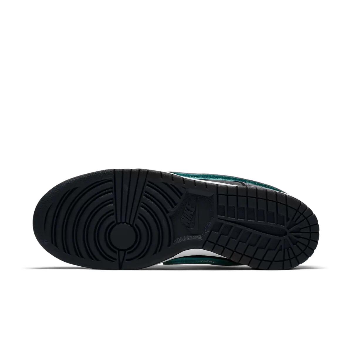 Nike Sb Dunk Low Diamond Supply Co Black Diamond 3/6