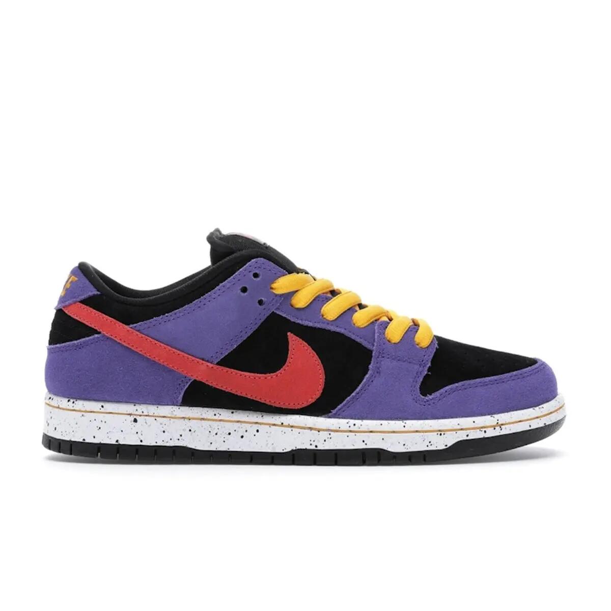 NIKE picture