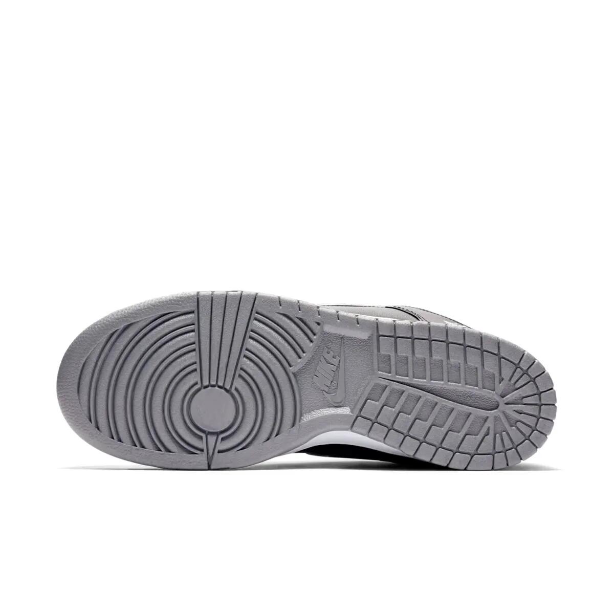 Nike SB Dunk Low Supreme Jewel Swoosh Silver 2/5