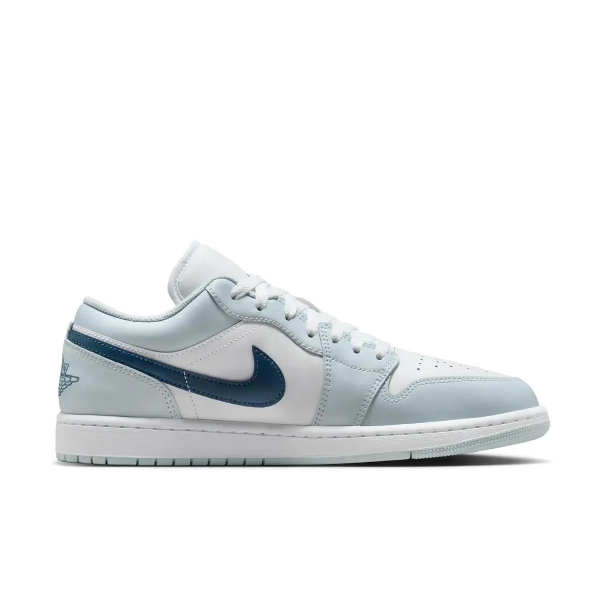 Jordan 1 Low Aura Squadron Blue 4/6