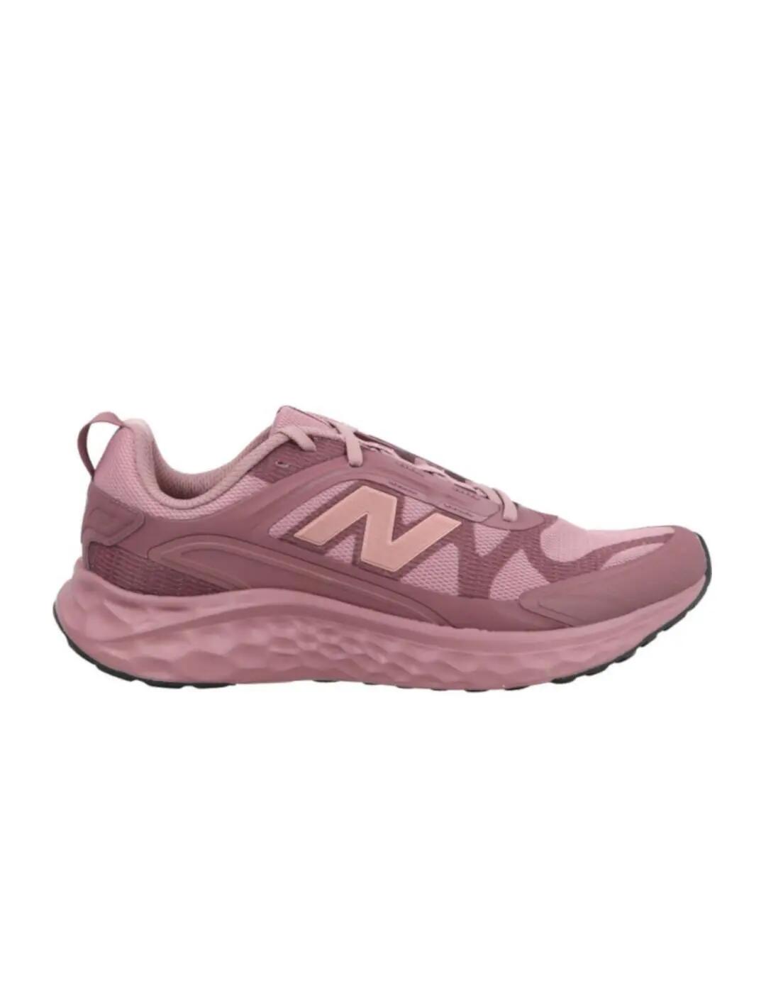 NEW BALANCE picture
