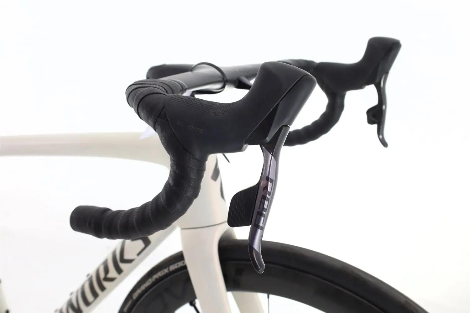 Tweedehands racefiets ·  Tarmac S-Works AXS 12V · Zeer goede toestand 6/8