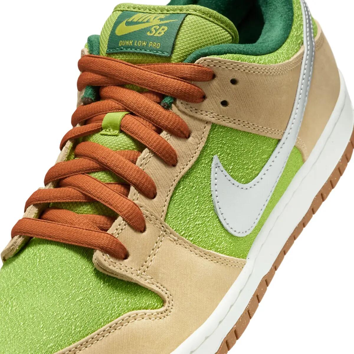 Shoes  SB Dunk Low Escargot 6/6