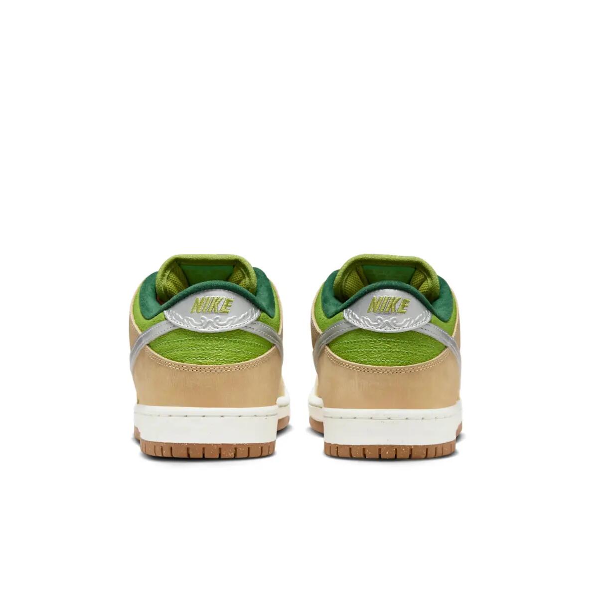 Shoes  SB Dunk Low Escargot 5/6