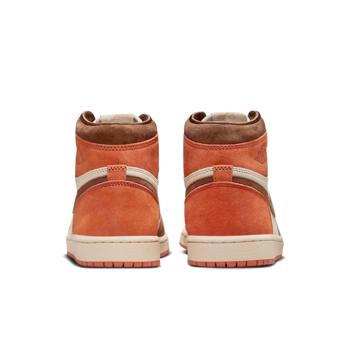 Air Jordan 1 Retro High OG Dusted Clay 5/6