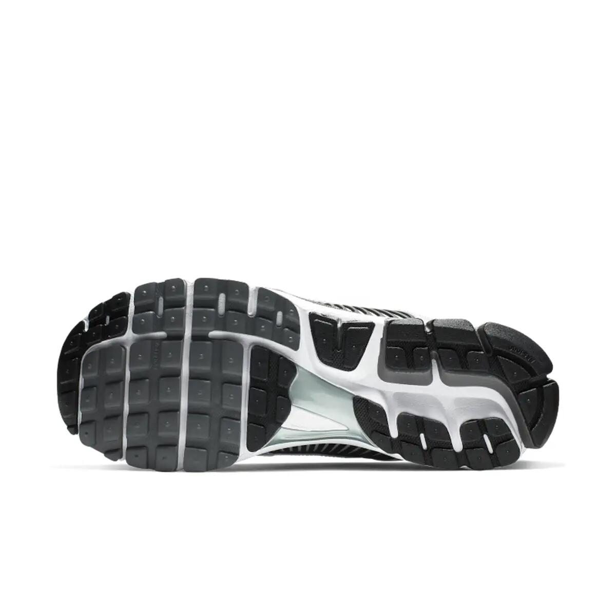 Schuhe  Zoom Vomero 5 SE SP Dark Grey Black 4/6