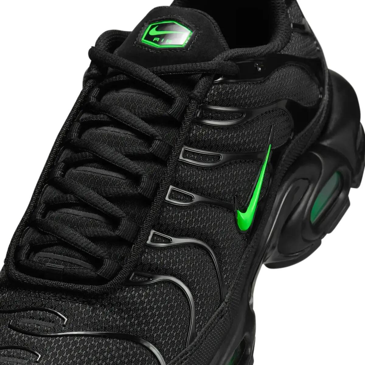 Nike Air Max Plus TN Black Green Strike 6/6