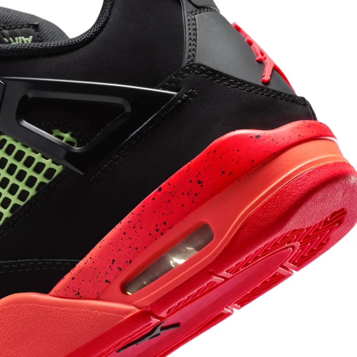 Chaussures  4 Retro Black Infrared Barely Volt 6/6