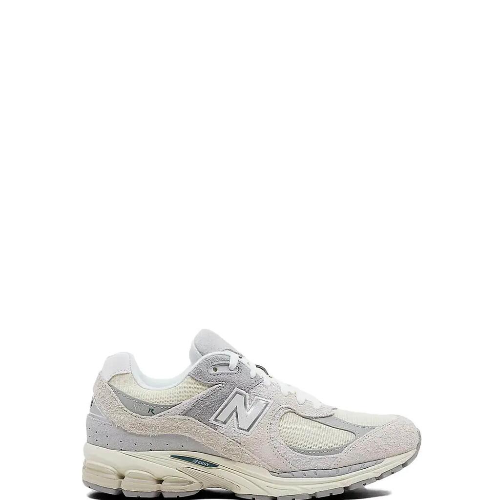 Shoes New Balance 2002R Beige Men