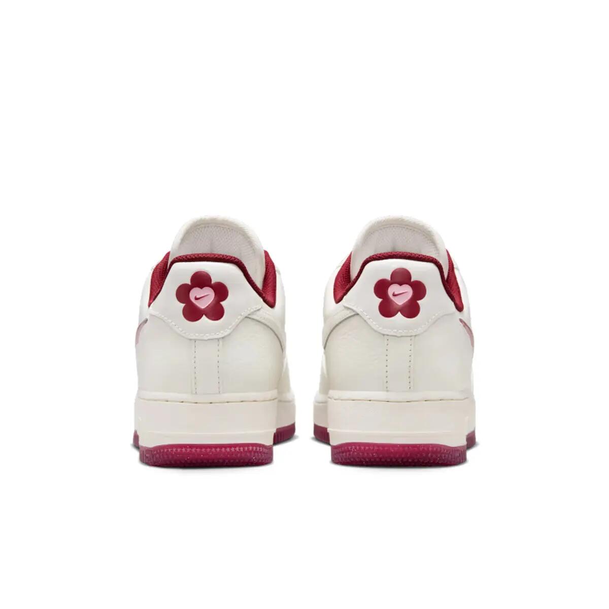 Chaussures  Air Force 1 Low '07 SE PRM Valentine's Day (2024) 6/6