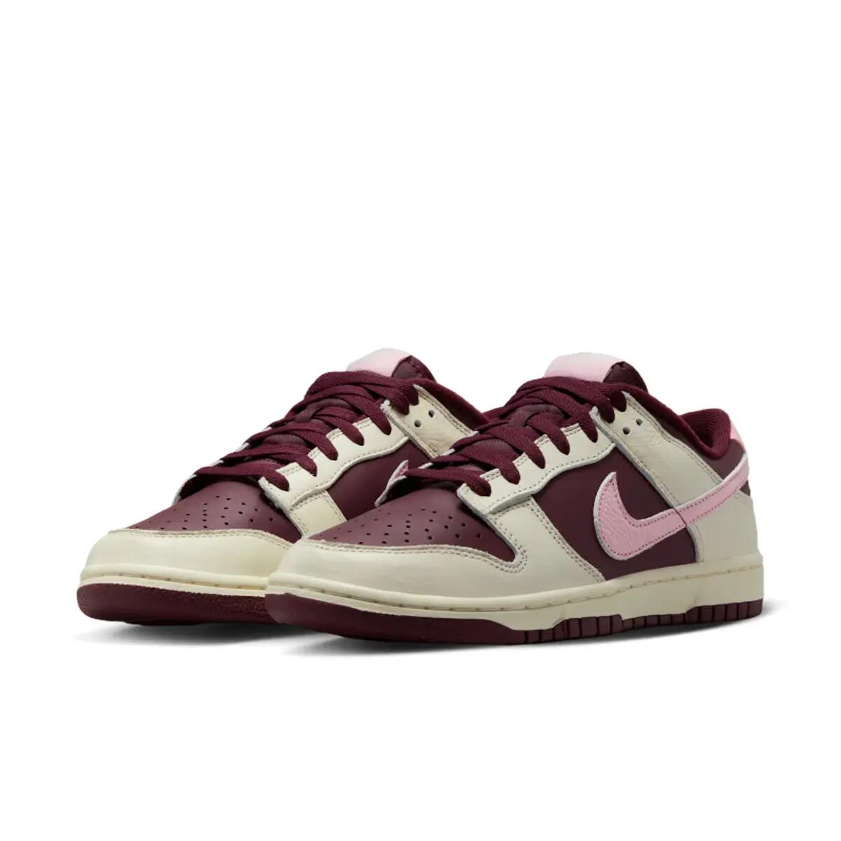 Chaussures  Dunk Low Valentine's Day (2023) 5/6