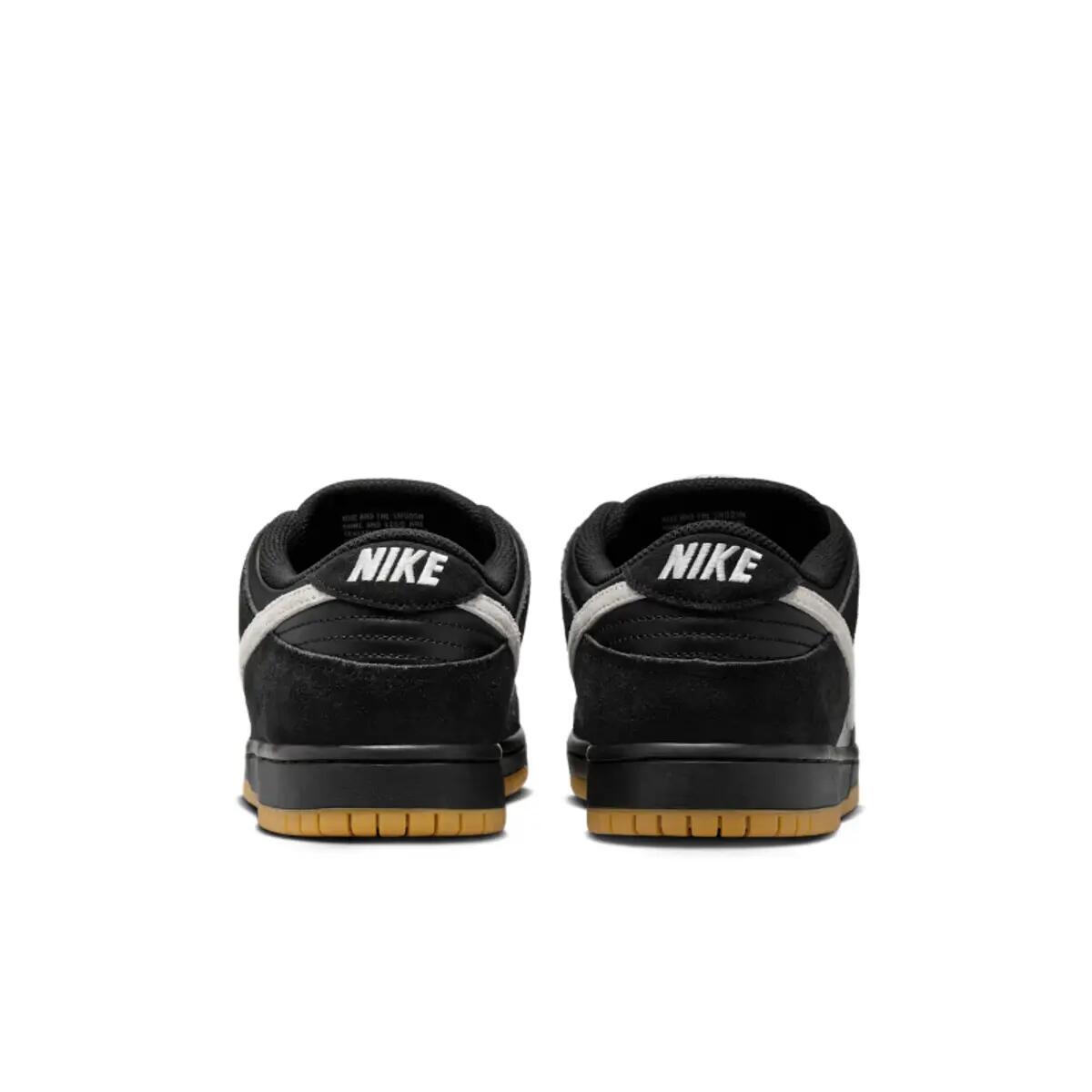 Schoenen  Dunk Low Pro SB Black White Gum 6/6