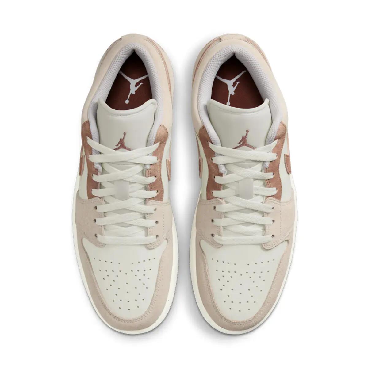 Air Jordan 1 Low SE Legend Light Brown 5/6