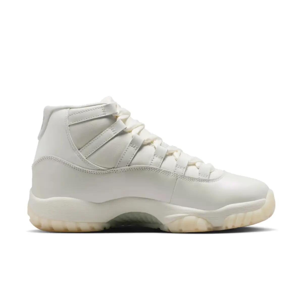 Schoenen  11 Retro Pearl 5/6
