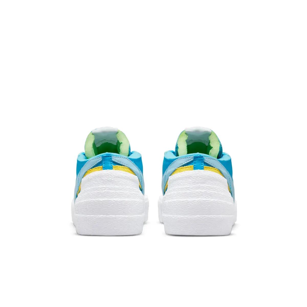 Schoenen  Sacai Blazer Low Kaws Blue Yellow 6/6
