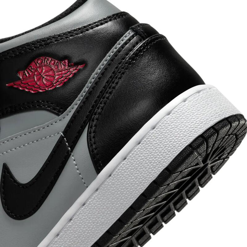 1 Mid Shadow Red