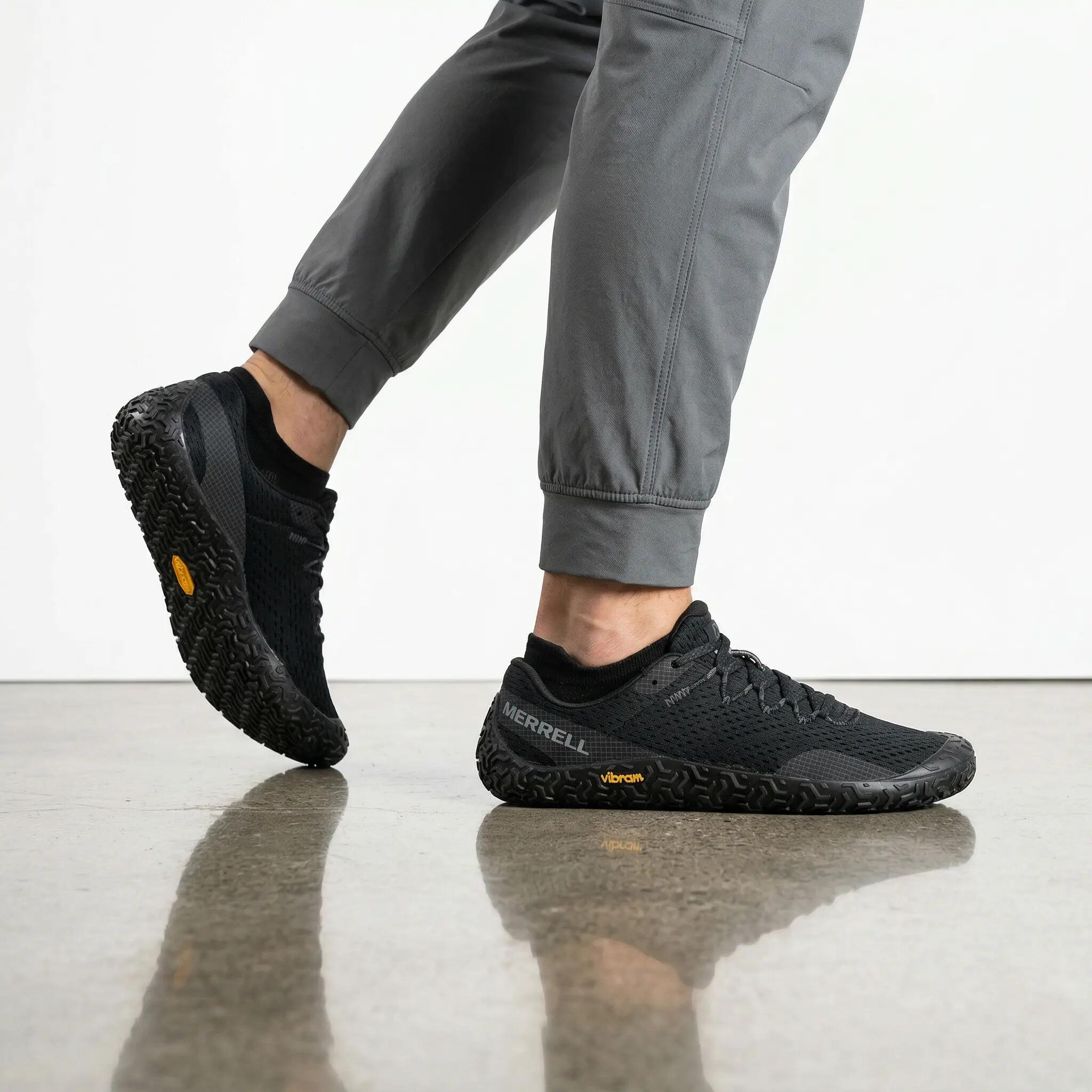 Ténis desportivos Merrell Vapor 6 pretos para homem 5/6