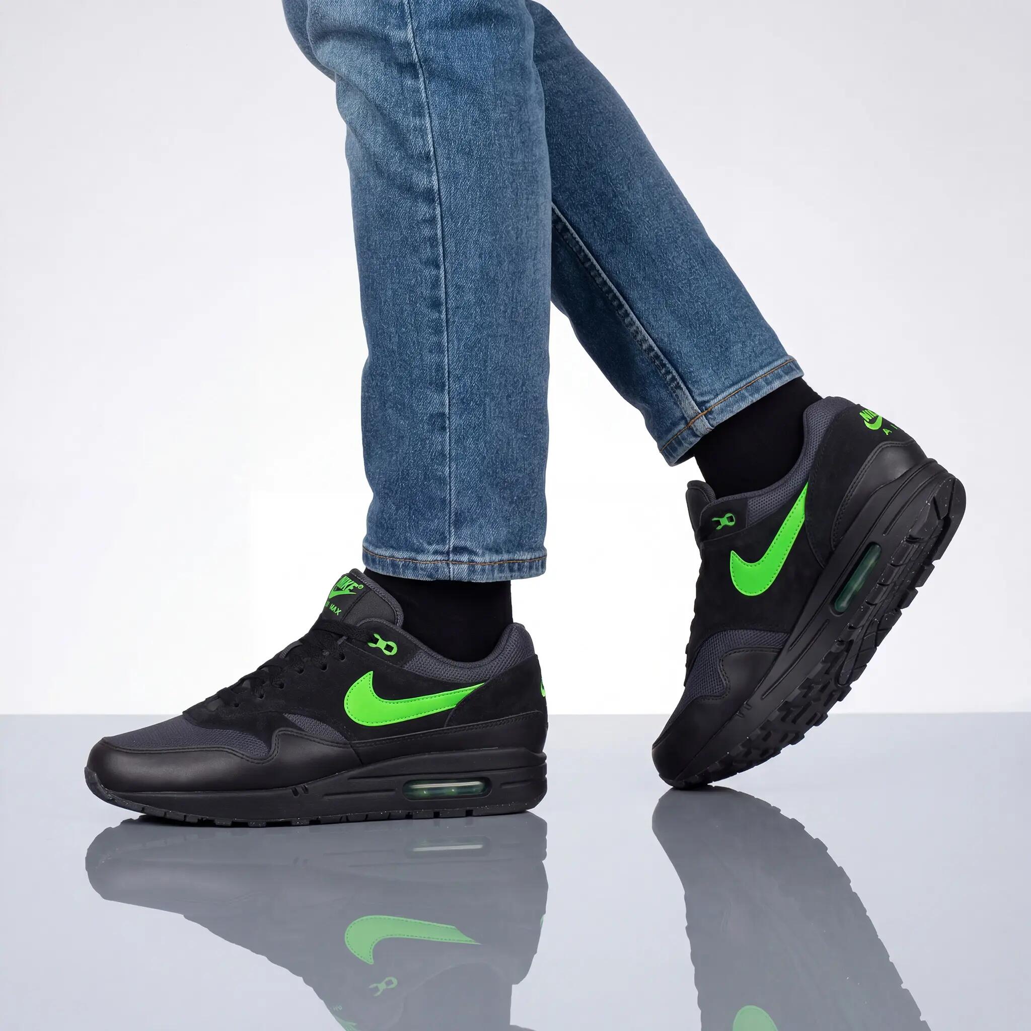 Nike Air Max 1 Essential Black Green Strike 5/6