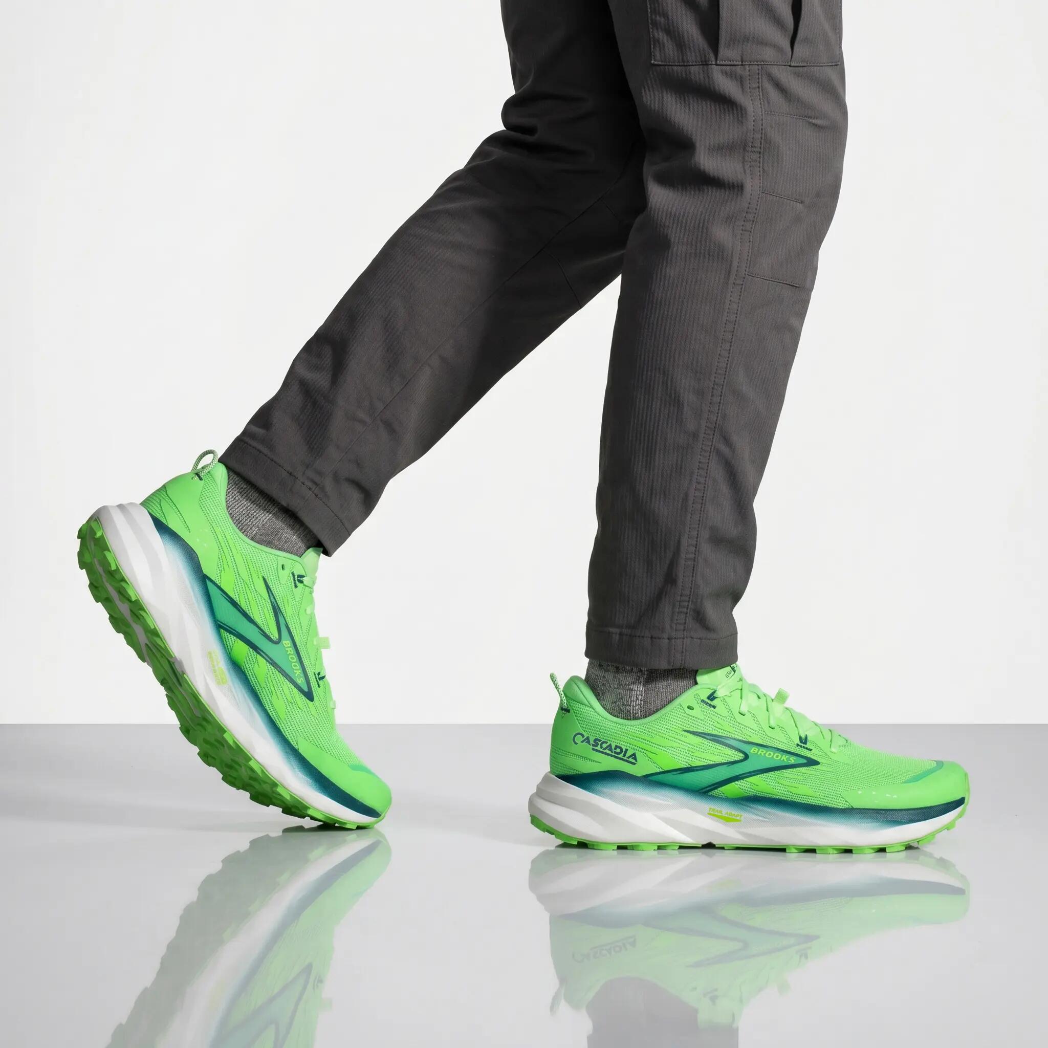 Schoenen - Trail - Dames - Cascadia 19 - Lichtgroen 5/6