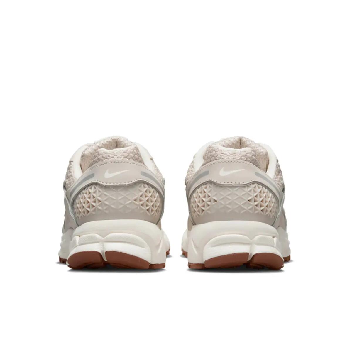 Chaussures  Zoom Vomero 5 Light Orewood Brown 6/6