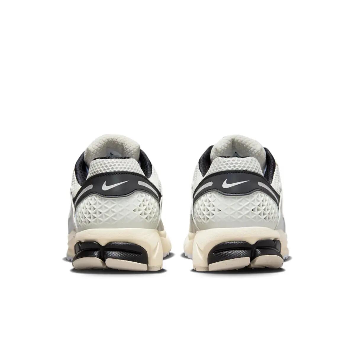 Chaussures  Vomero 5 Supersonic Light Bone Black 6/6
