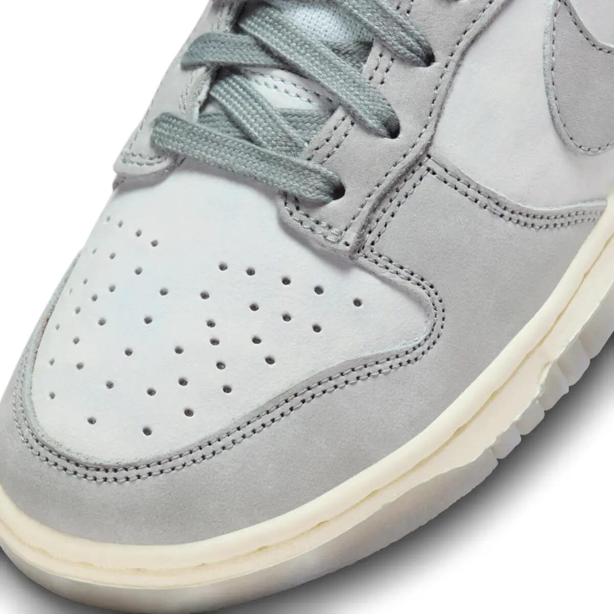 Nike Dunk Low Cool Grey Football Grey (Women's) 6/6