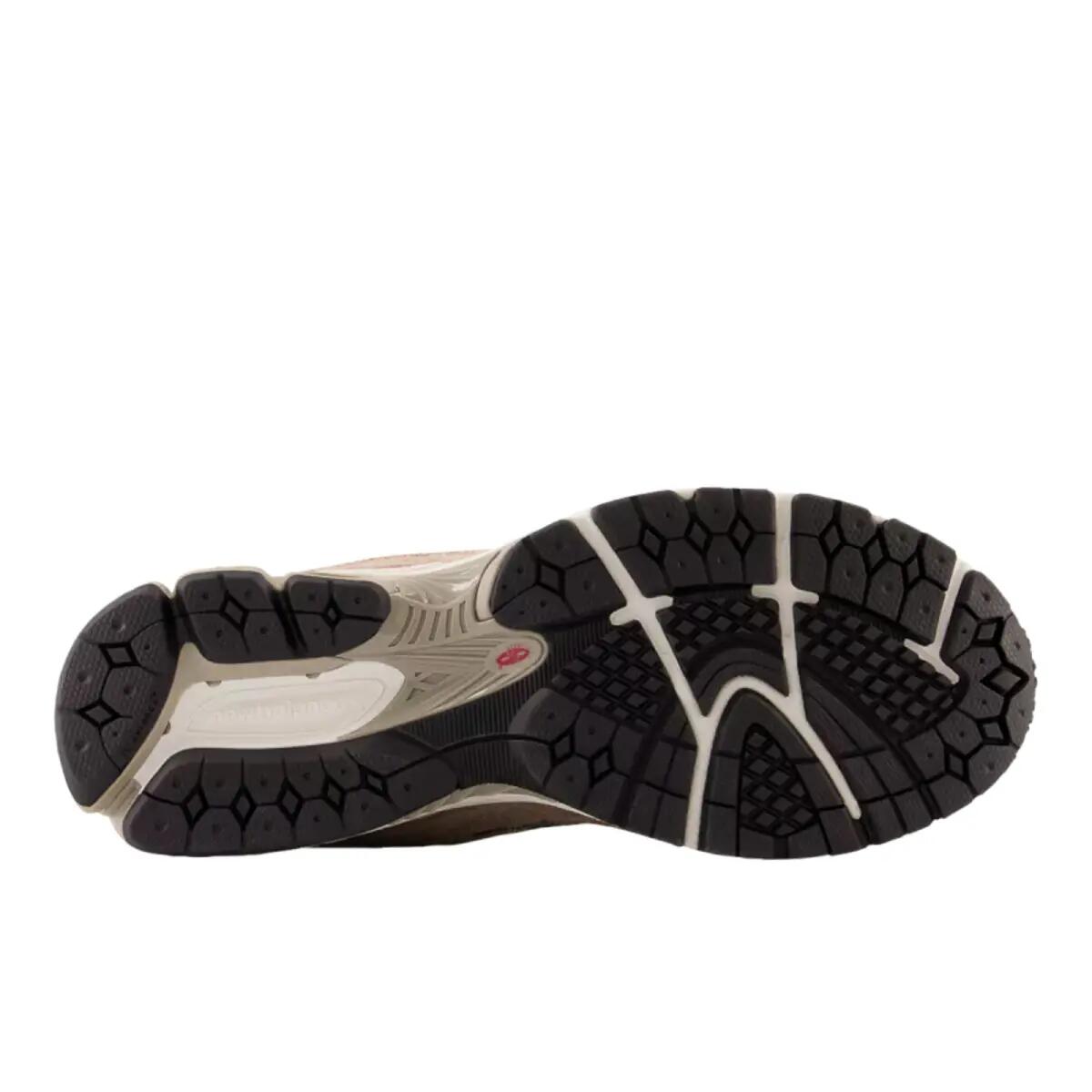 Schuhe  2002R Protection Pack Driftwood 5/6