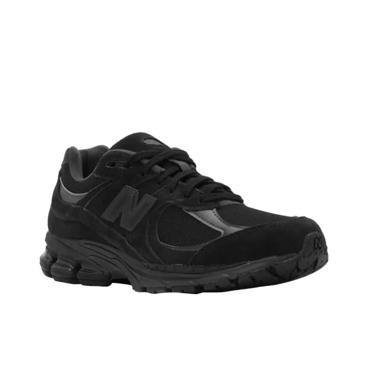 New Balance 2002r Triple Black Suede 4/5