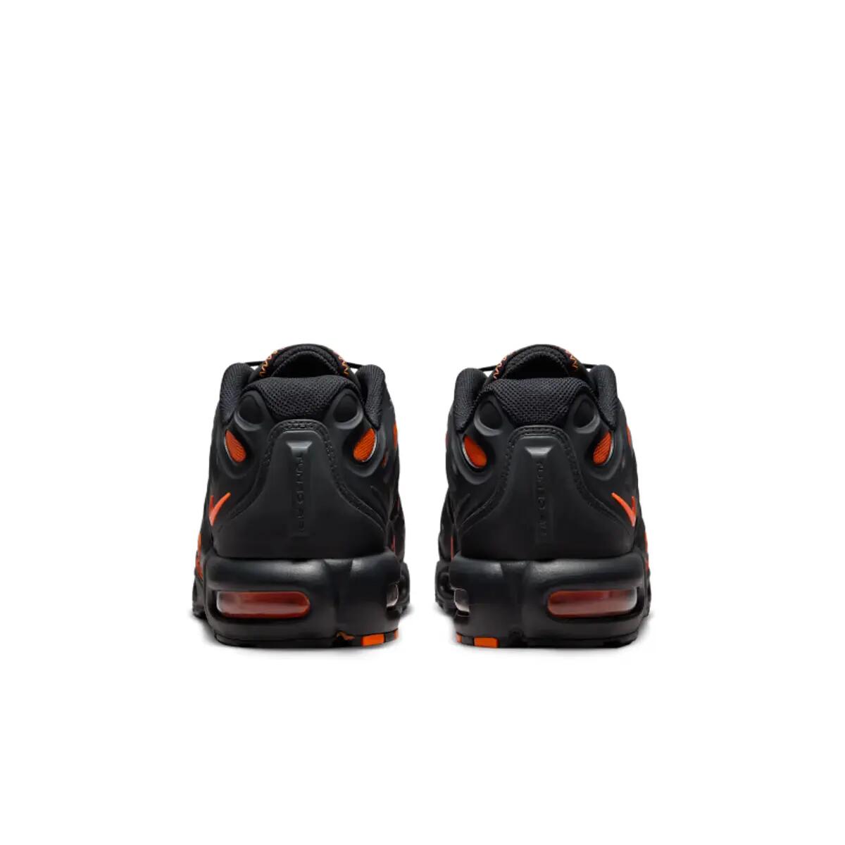 Nike Air Max Plus Drift Black Dragon Red 6/6