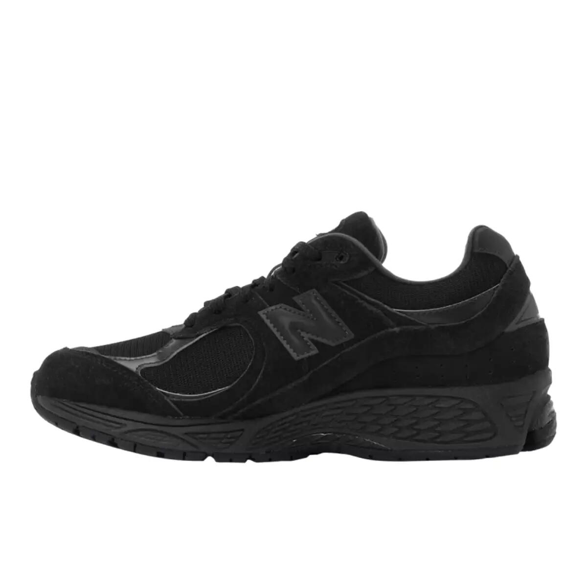 New Balance 2002r Triple Black Suede 2/5
