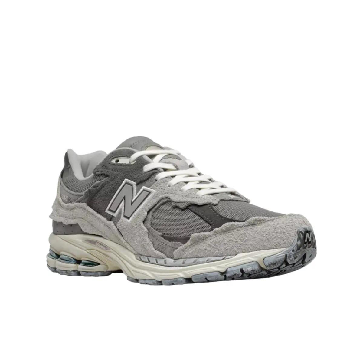 New Balance 2002R Protection Pack Grau 4/5