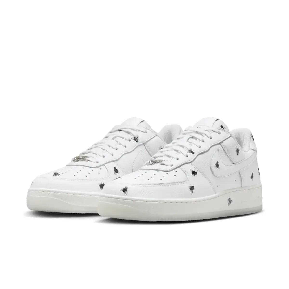 Air Force 1 Low Retro Houseflies 5/6