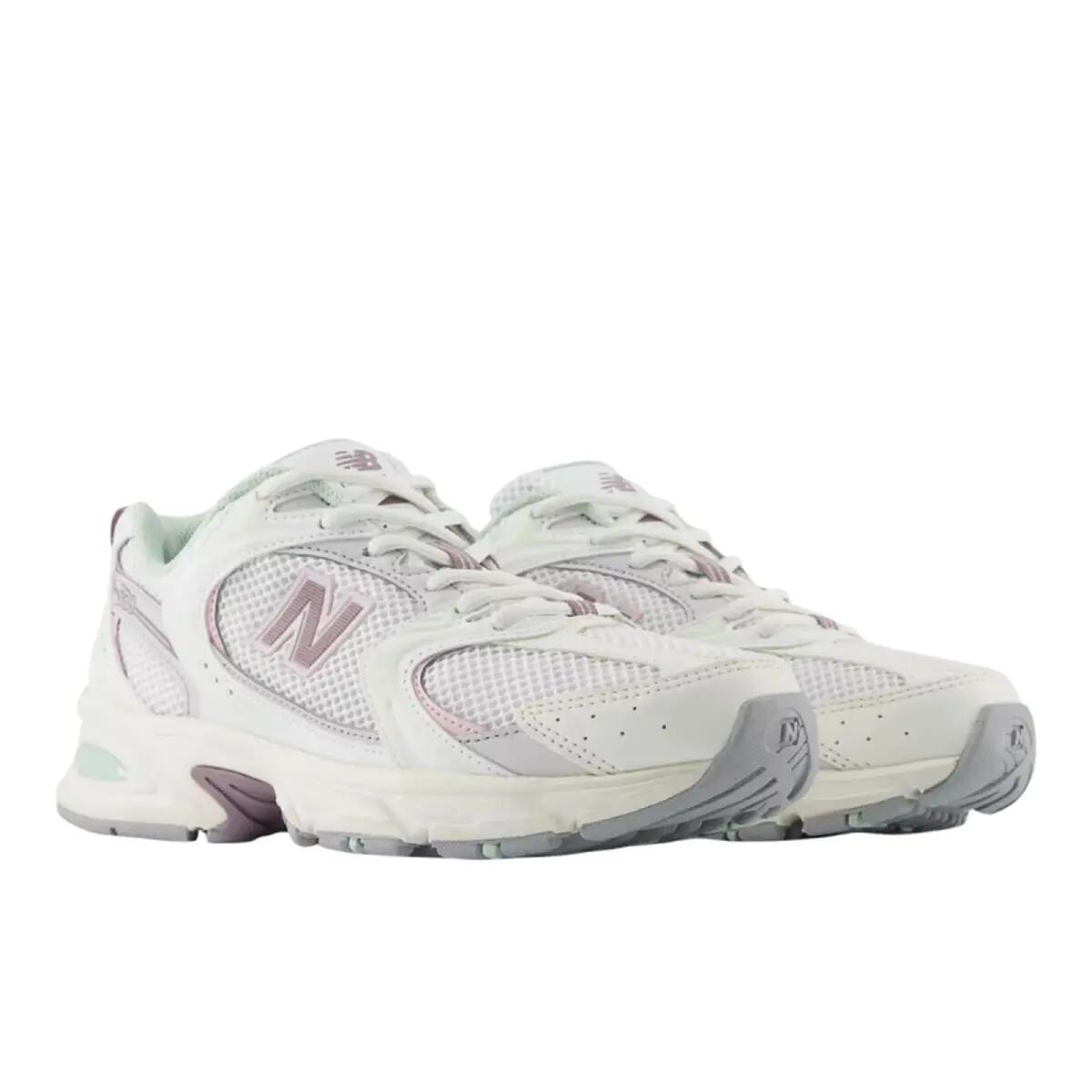 New Balance 530 Sea Salt Ice Wine 4/6