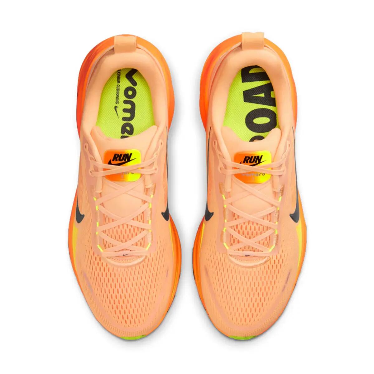 Chaussures  Vomero 18 Orange Chalk Black Volt 5/6