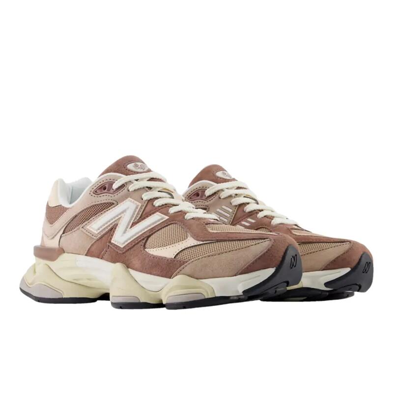 9060 Sparrow Flat Taupe