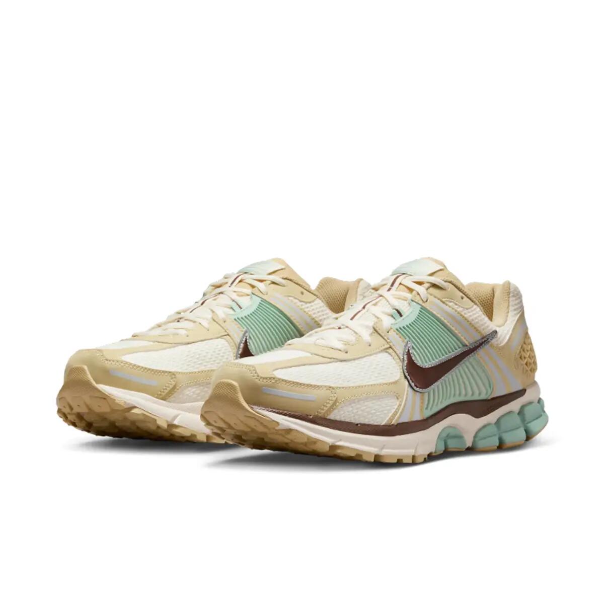Chaussures de course Nike Zoom Vomero 5 SE 5/6