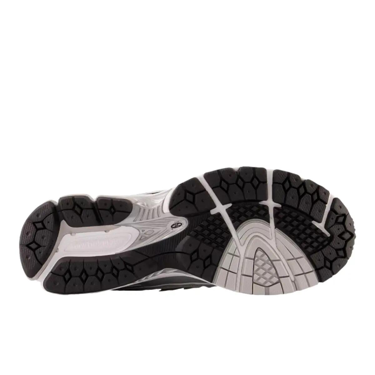Chaussures de course Adultes New Balance 1906R blanc 5/5
