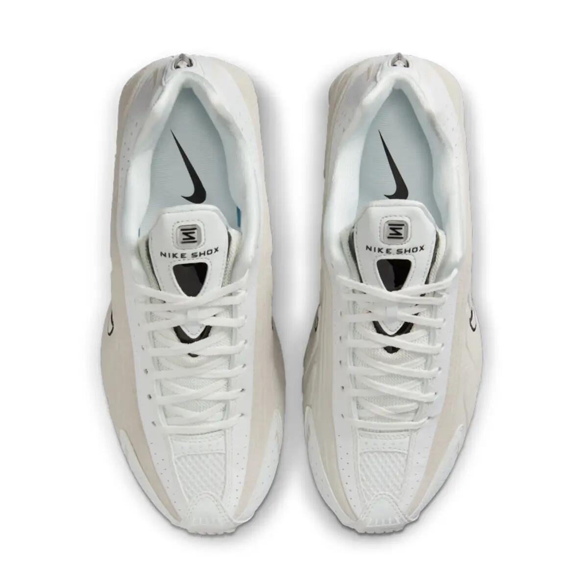 Nike Shox R4 White Black Suede 5/7