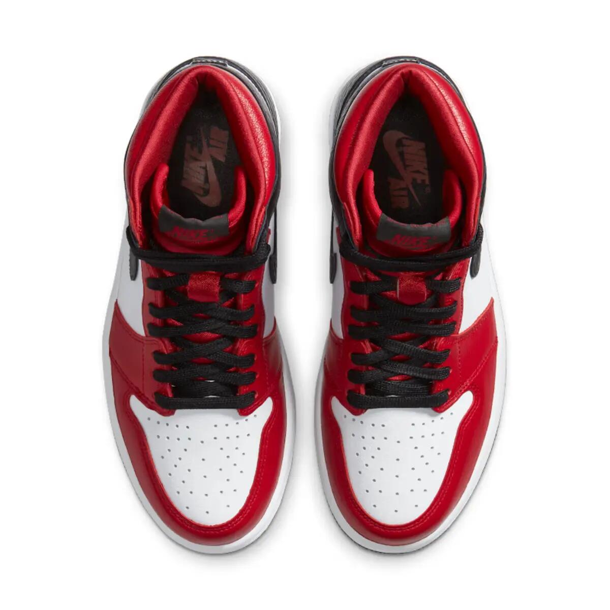 Schoenen  Air Jordan 1 Retro High Satin Snake Chicago 5/6
