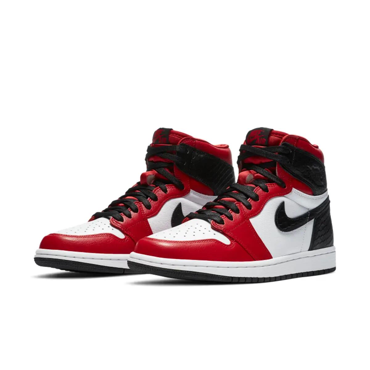 Schoenen  Air Jordan 1 Retro High Satin Snake Chicago 4/6
