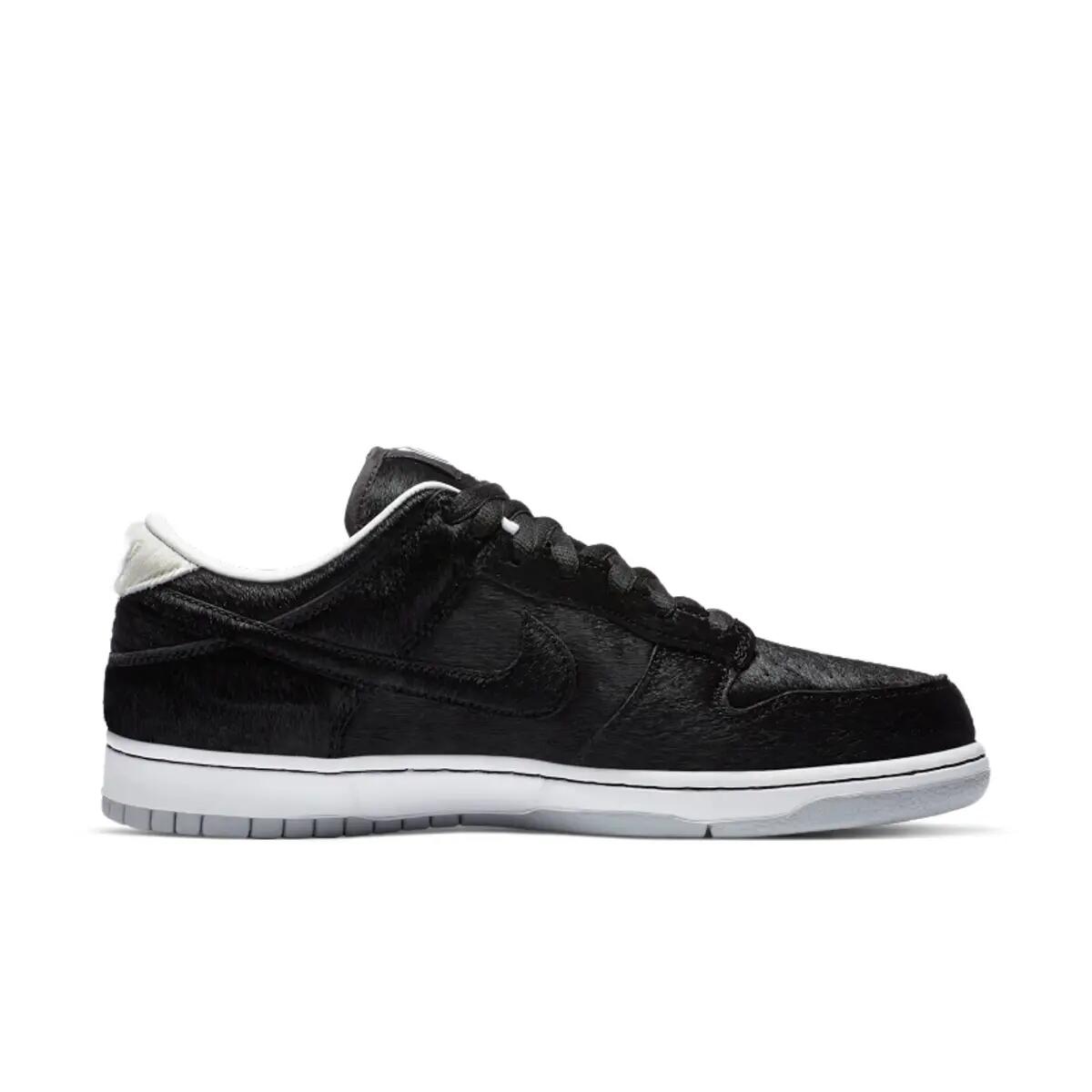 Nike SB Dunk Low Medicom Toy (2020) 5/6