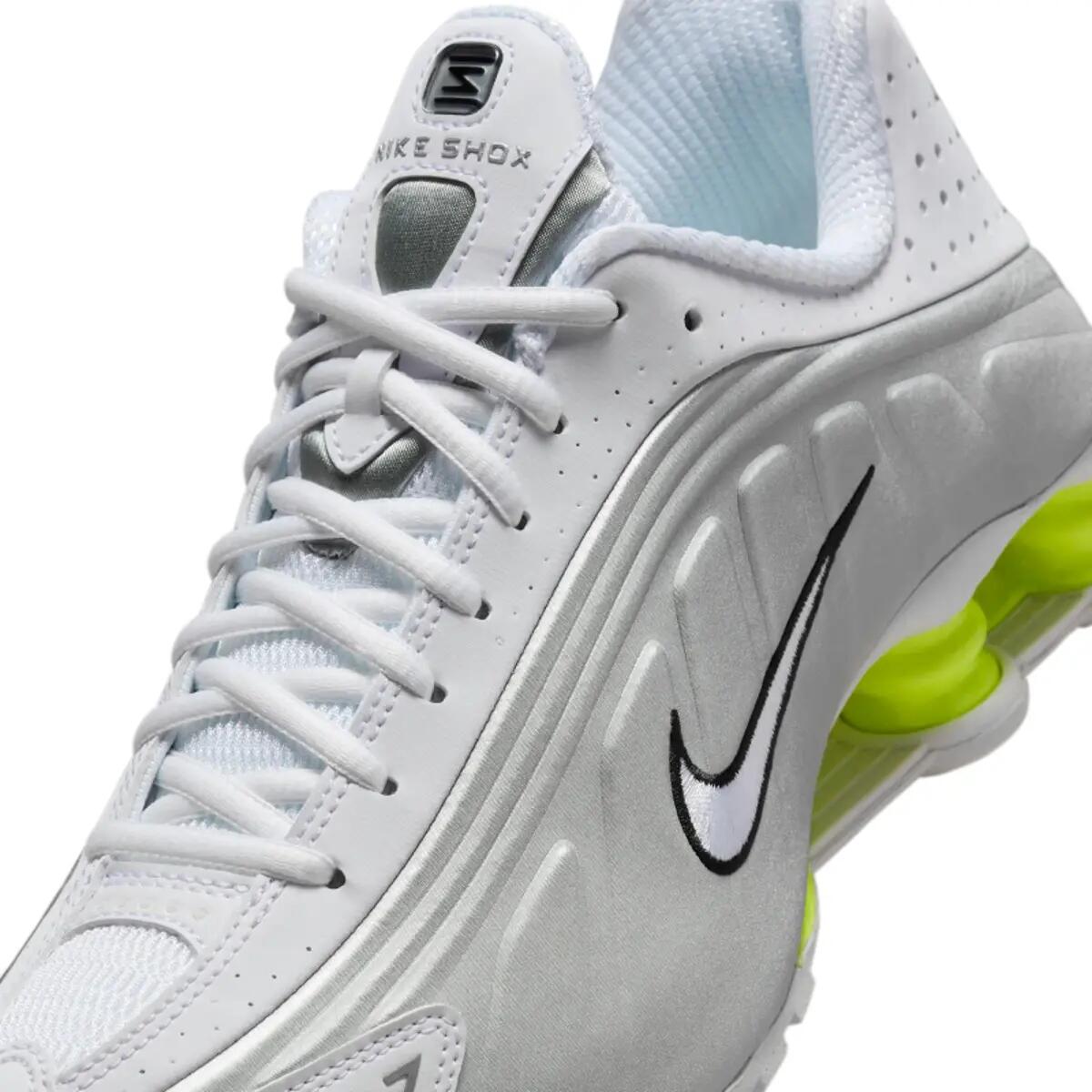 Nike Shox R4 White Metallic Silver Volt 6/6