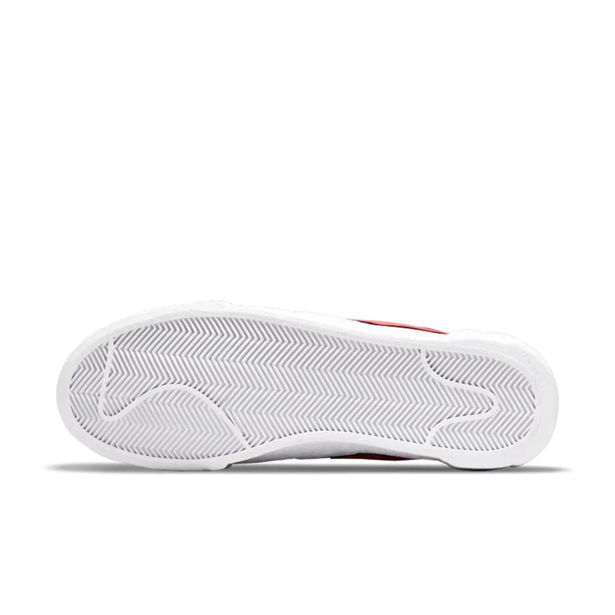 Sacai Blazer Low Kaws Red Blue 2/6